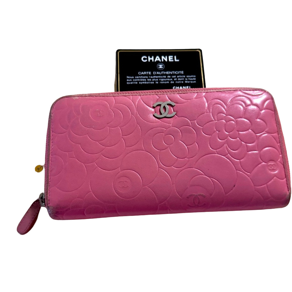 CHANEL Camellia Pink long zip wallet COA with Hologram intact card